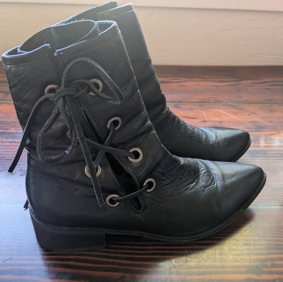 Matisse Shoes - Matisse Black Leather Lace-Up Ankle Boots Pointed Toe Size 8.5